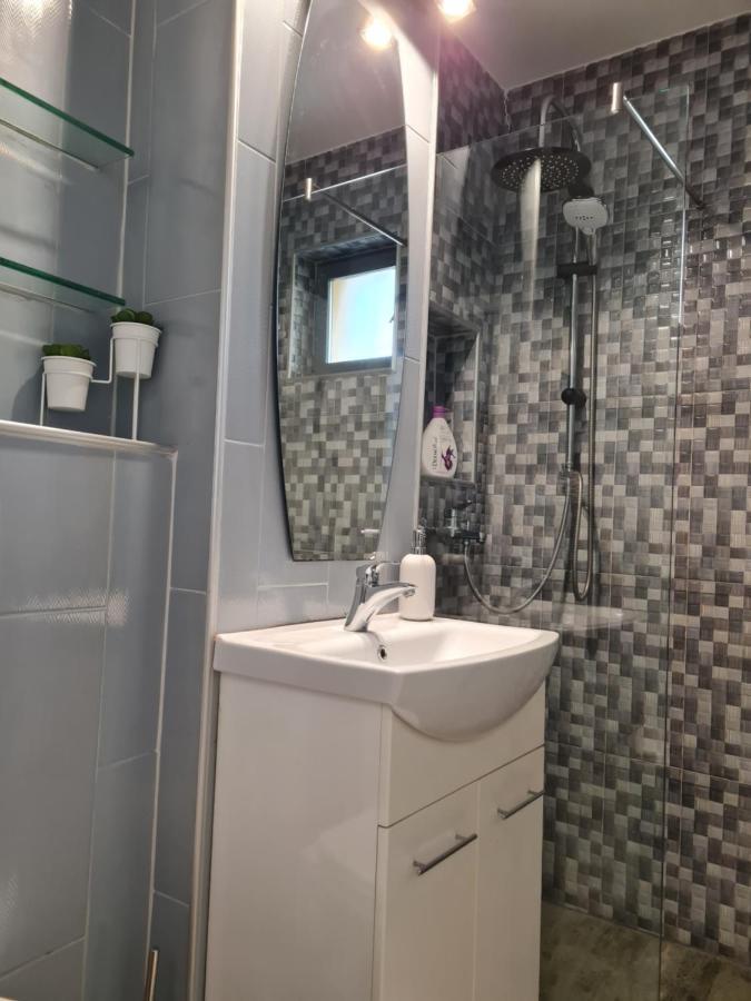 Casa Maria Apartment อัลบายูเลีย ภายนอก รูปภาพ